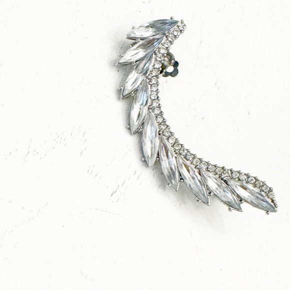 Katy Perry's 2015 H&M Holiday Campaign Clip-ons Earring Only 1 Earring Available - Picture 3 of 10